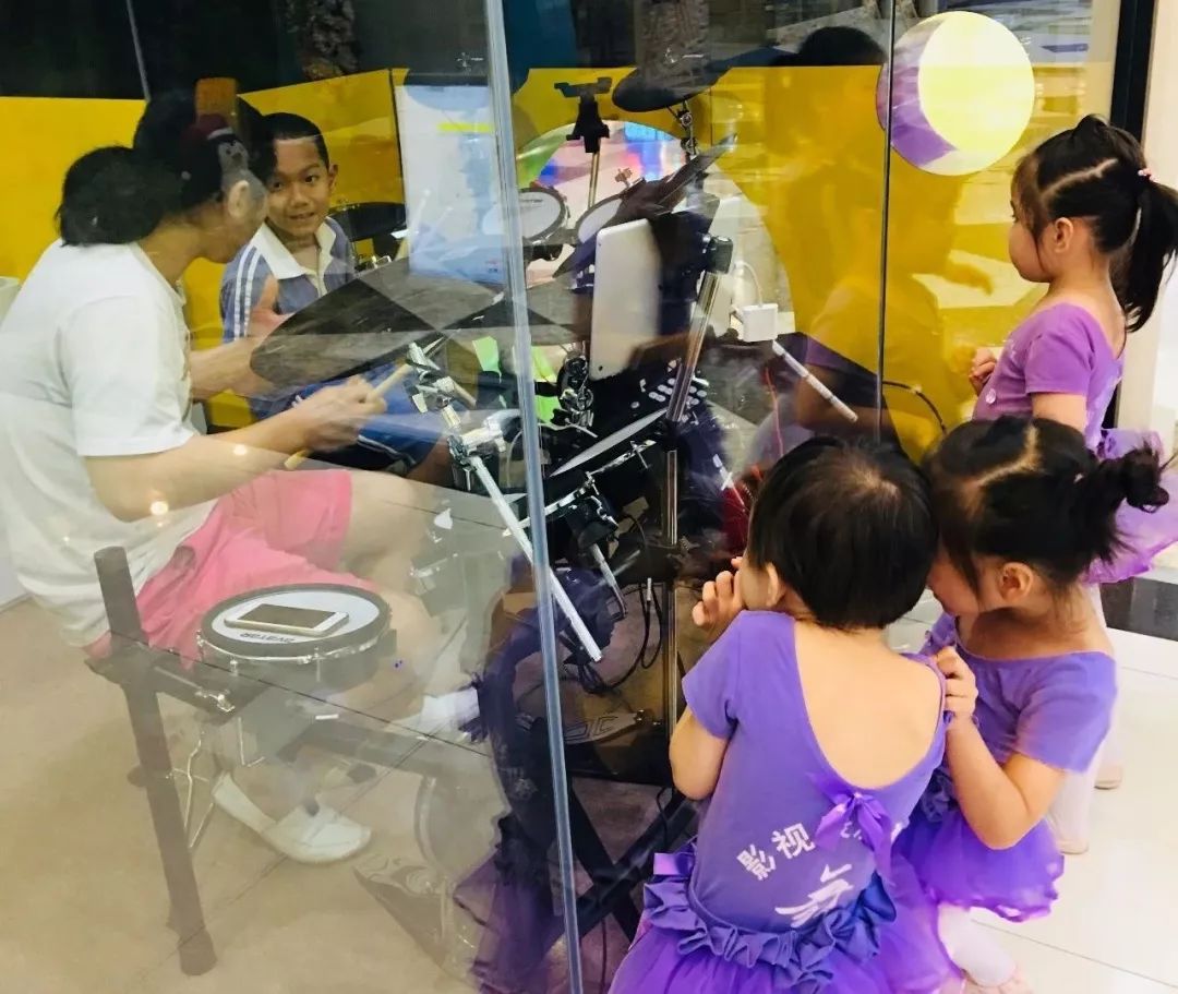 学架子鼓的10条好处,学习架子鼓能提高自信吗