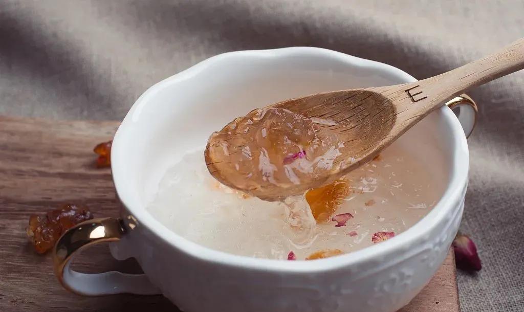 燕窝真的是忽悠人吗,燕窝其实是一场骗局