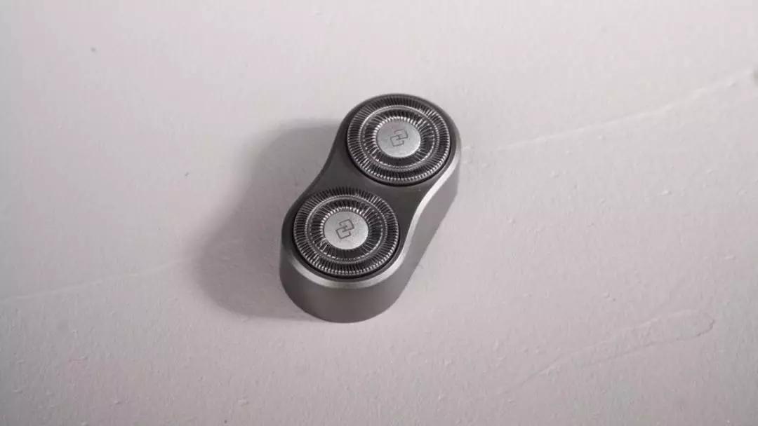 削铁如泥剃须刀,巴掌大的剃须刀你用过吗