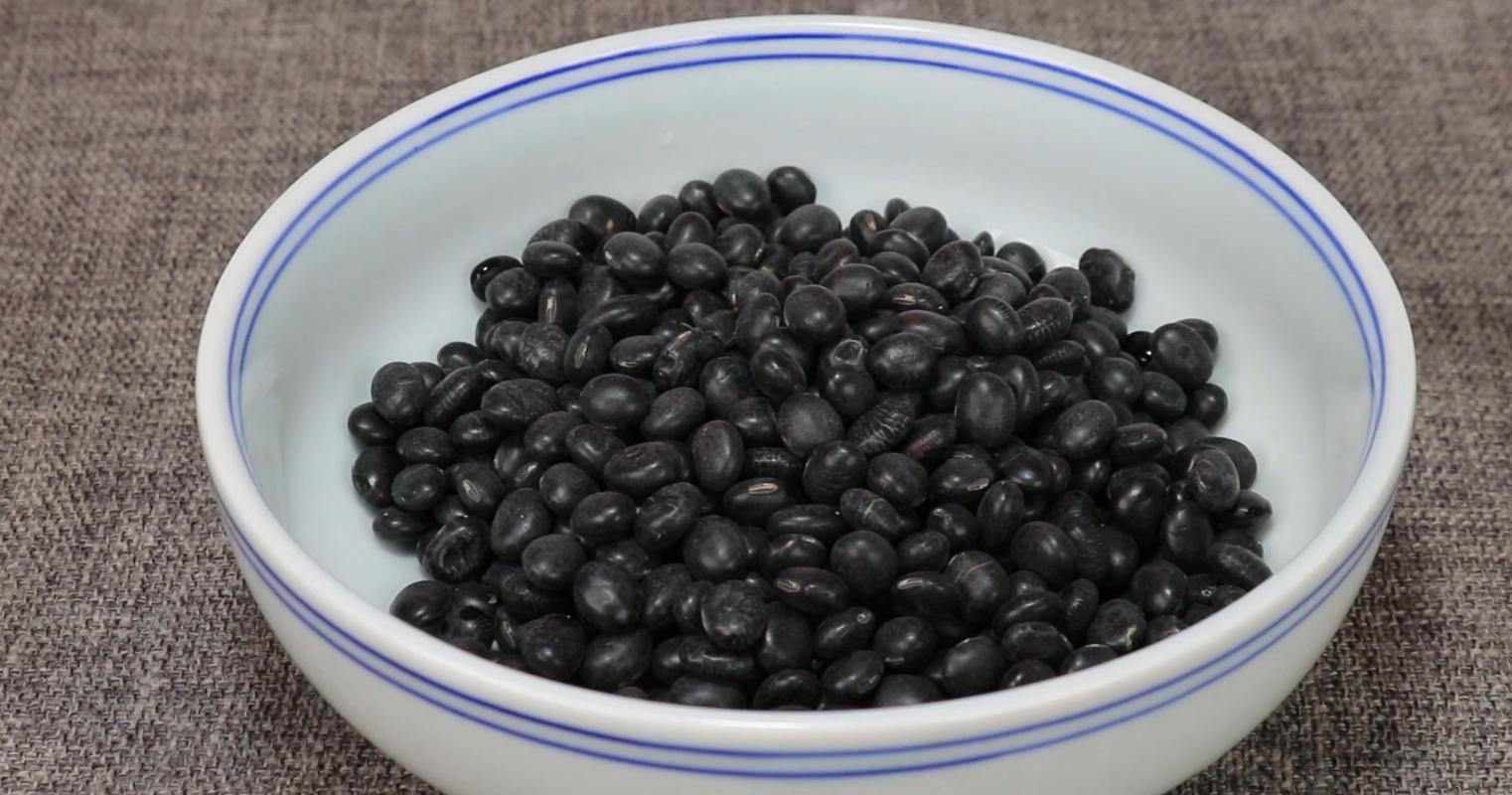 它被誉为“黑色黄金”，80岁奶奶教我土方法，每天几粒，身体棒