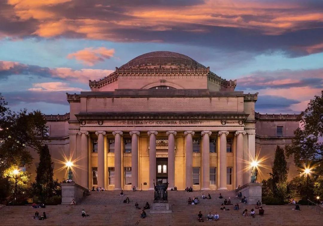 这所交际花藤校，地理位置绝佳，学霸精英扎堆，被中国学生爱疯了