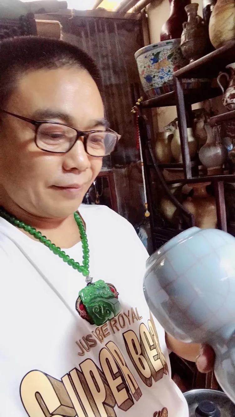 真翡翠和假翡翠最简单鉴别方法,教你几招怎么鉴别翡翠的小妙招