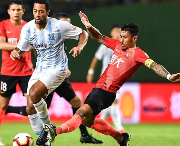 保利尼奥广州恒大队长,恒大足球队长保利尼奥