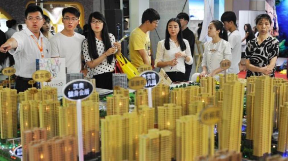 小孩子租房被偷,女生单独租房回家遇到小偷