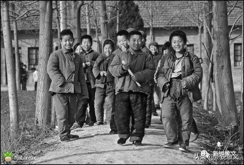 小时候有趣的事和糗事,小时候的糗事搞笑真人版