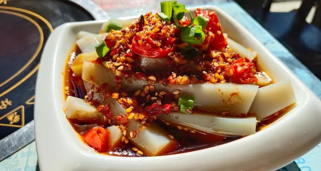 丽江最好吃的纸包鱼,丽江网红烤鱼