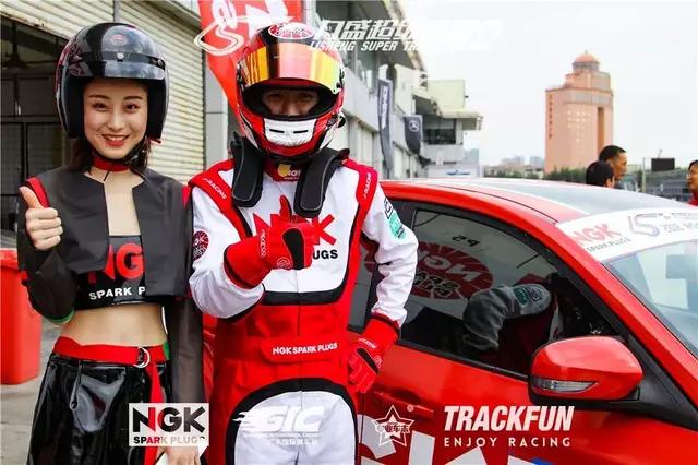 ngk和博世火花塞哪个好,ngk铱金火花塞正品价格