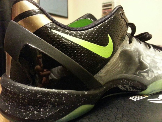 nba球员圣诞节穿什么鞋,nba球星平时穿什么鞋