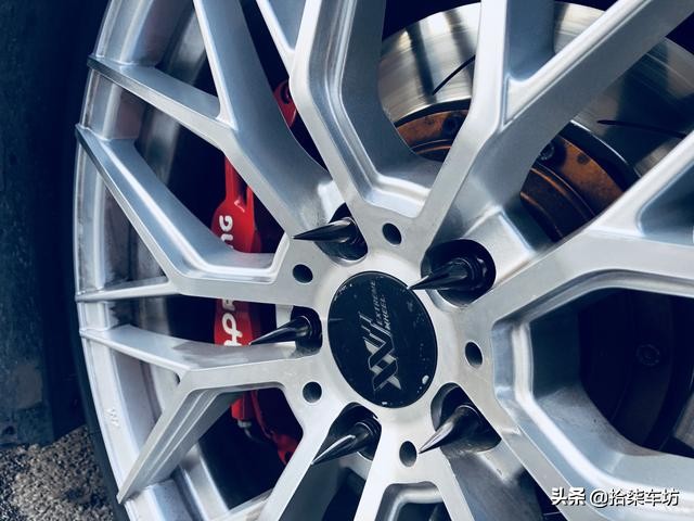 福克斯rs黑白,福克斯rs第二代