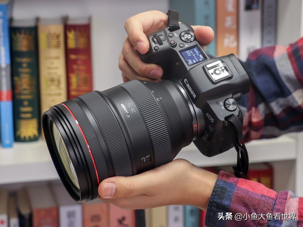 佳能rf镜头为什么那么贵,佳能rf镜头还会降价吗