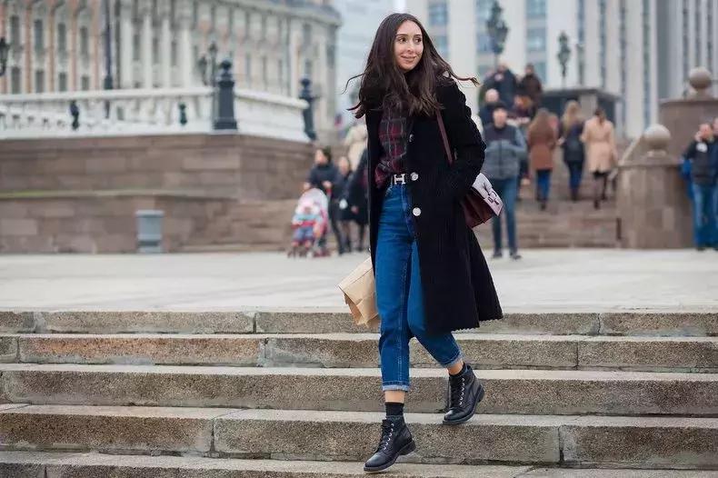 夏季小白鞋短靴洋气又高级,5款人气短靴时髦好看穿着又舒适