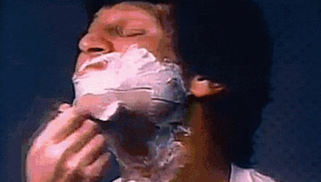 小米爆款剃须刀，一包烟钱就能买到，采用3D浮动刀头，剃感更舒适