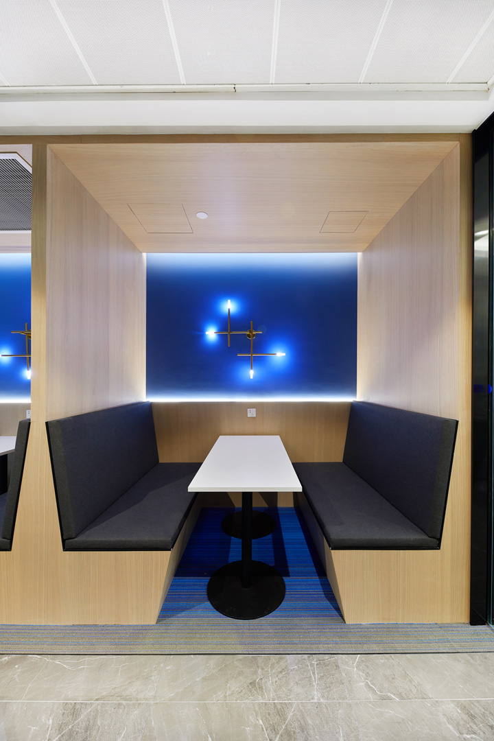 不缀冗余，高端轻奢锐天投资上海总部设计欣赏