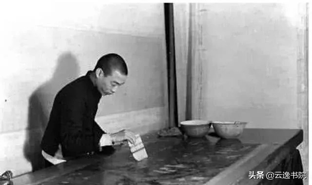 书画软裱和硬裱的区别,书画机裱和手工裱哪个好