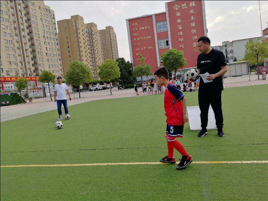 方城七小属于哪个中学招生范围,七小足球校队