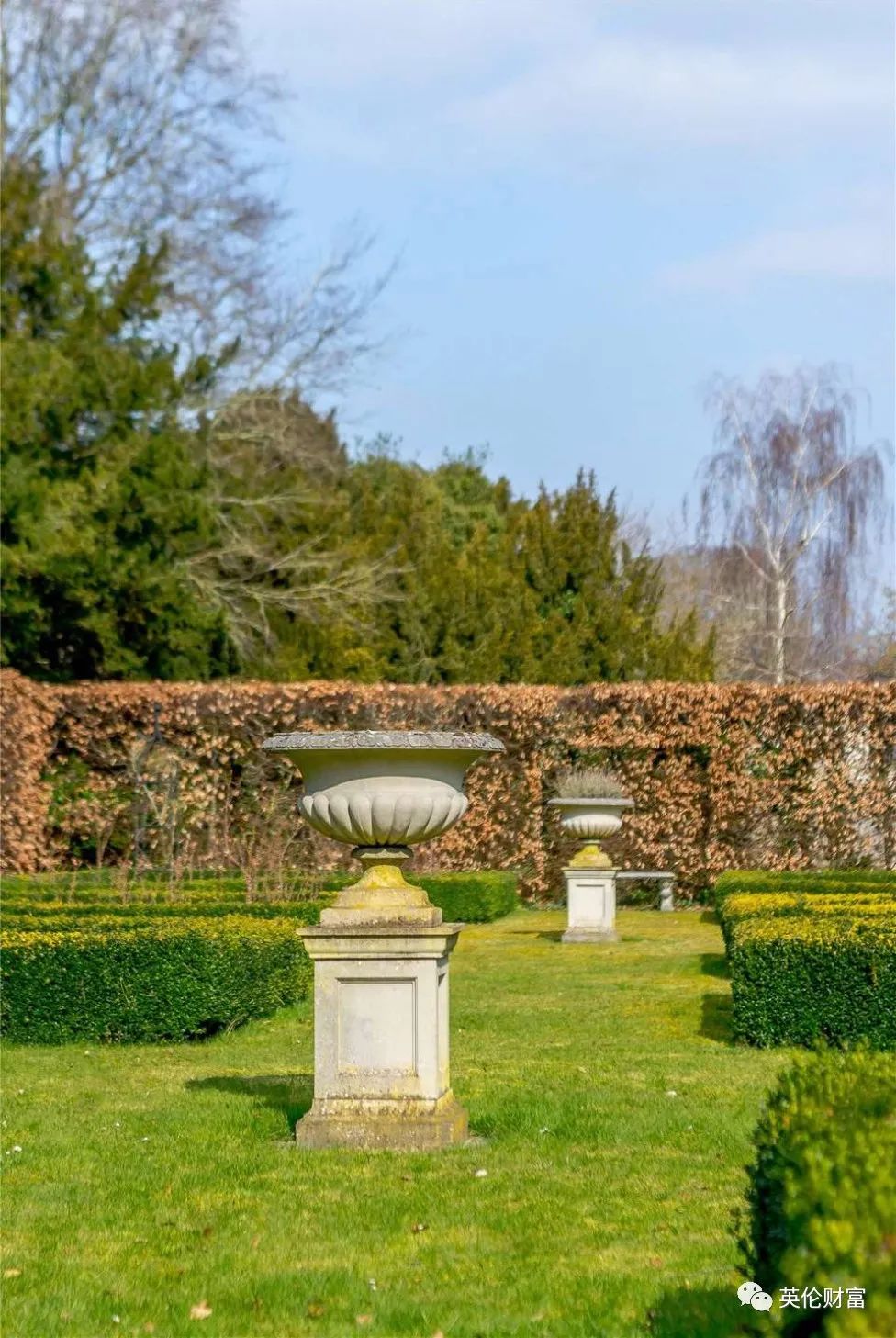 英国名人故居,泰晤士河畔乡村别墅275万寻找新主人