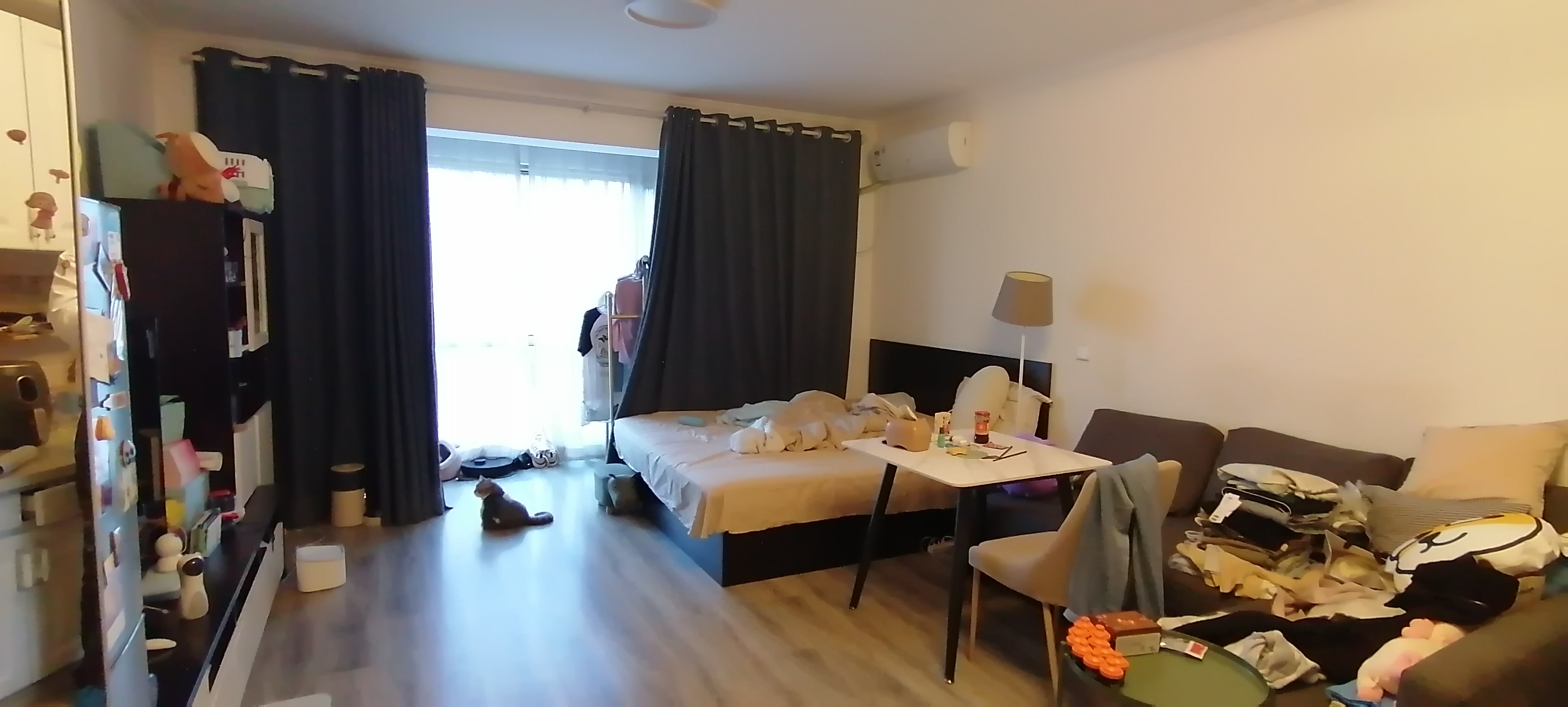 首付200w买一套300w的房子,200w的房首付