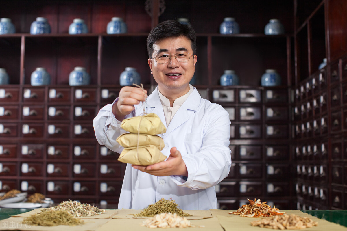 神经性耳鸣吃什么中药方最好,神经性耳鸣中医辨证论治