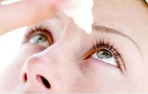 如何缓解甲亢导致的突眼,缓解甲亢眼突的中成药