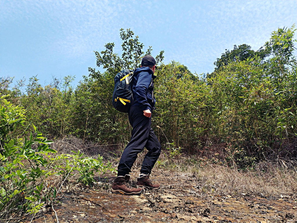 遨游仕l1登山鞋,bounce遨游仕t1b登山鞋户外测评