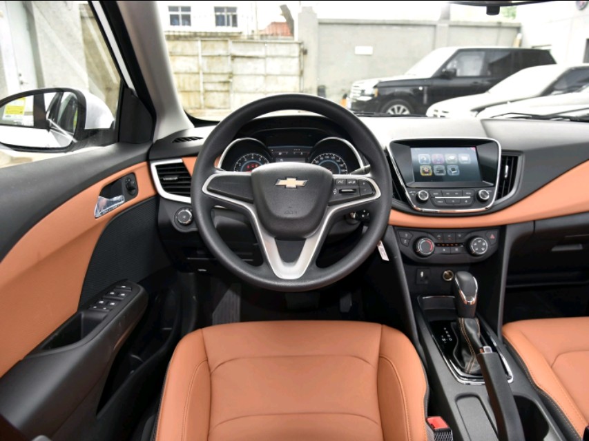 最便宜的十款合资车雪佛兰科沃兹,雪佛兰科沃兹2020redline欣尚版