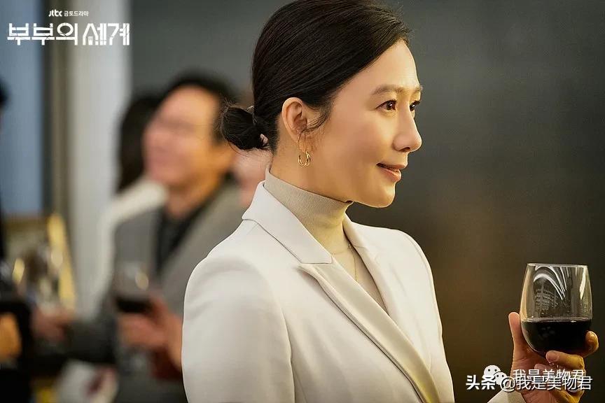 大牌护肤品必入单品精华海蓝之谜,海蓝之谜高端美妆