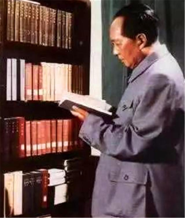 毛主席对自己著作的评价：文章只有一篇好的，还有点用