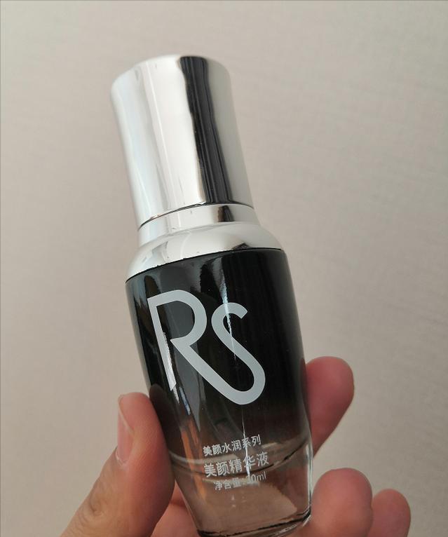 想美白用a醇还是美白精华,想美白用什么精华好