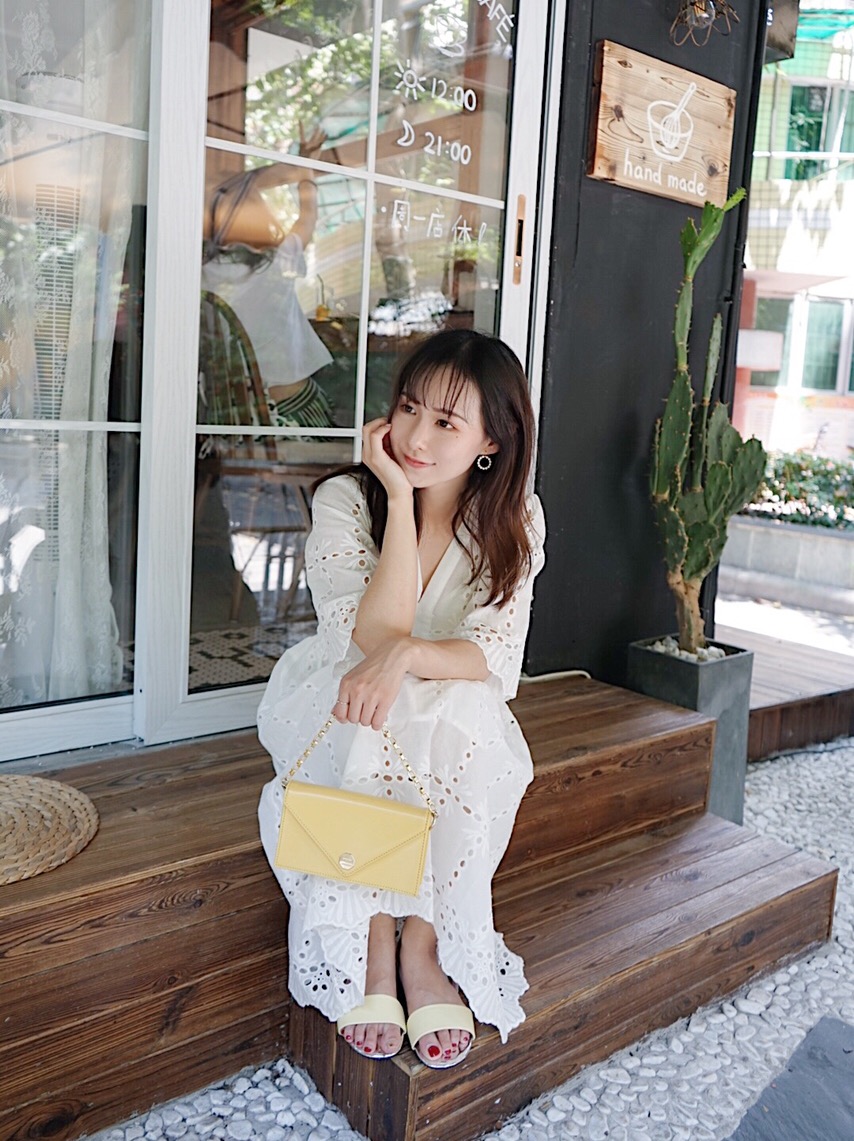 鏌犳榛勮壊,鏌犳榛勮壊鏂版鐖嗘