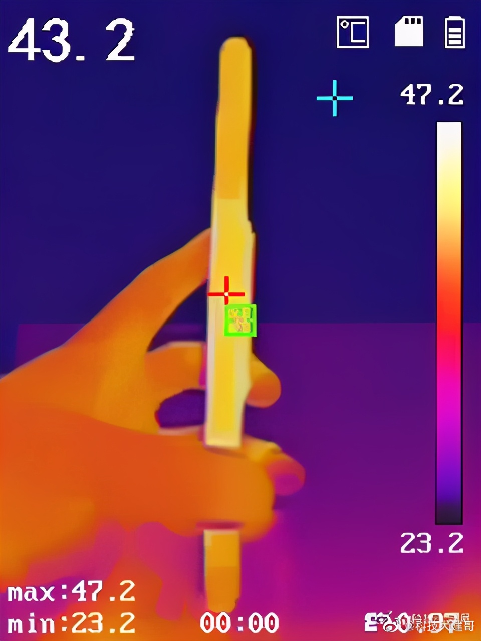 小米10和拯救者pro哪个好,小米10s最新游戏测评