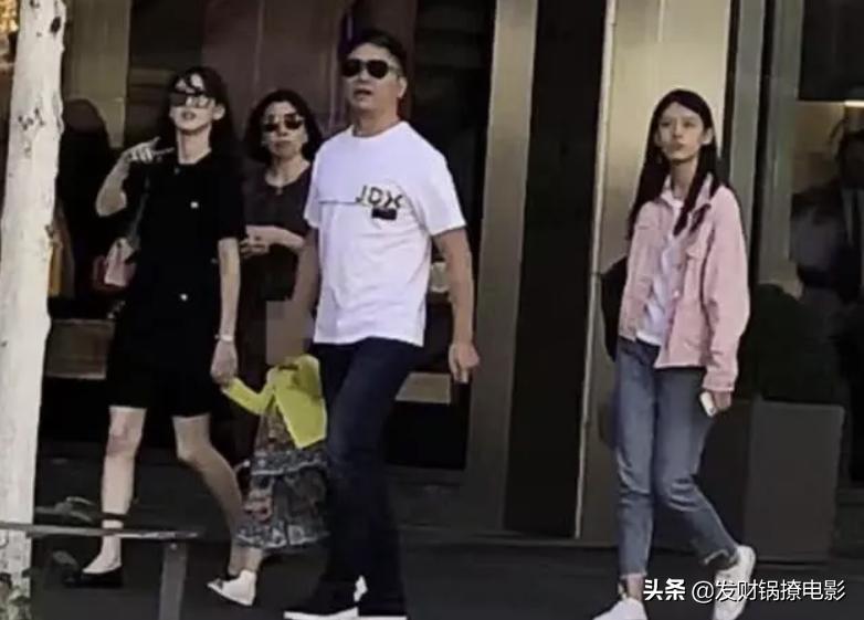 奶茶妹妹章泽天近照,奶茶妹妹章泽天最后怎么样了