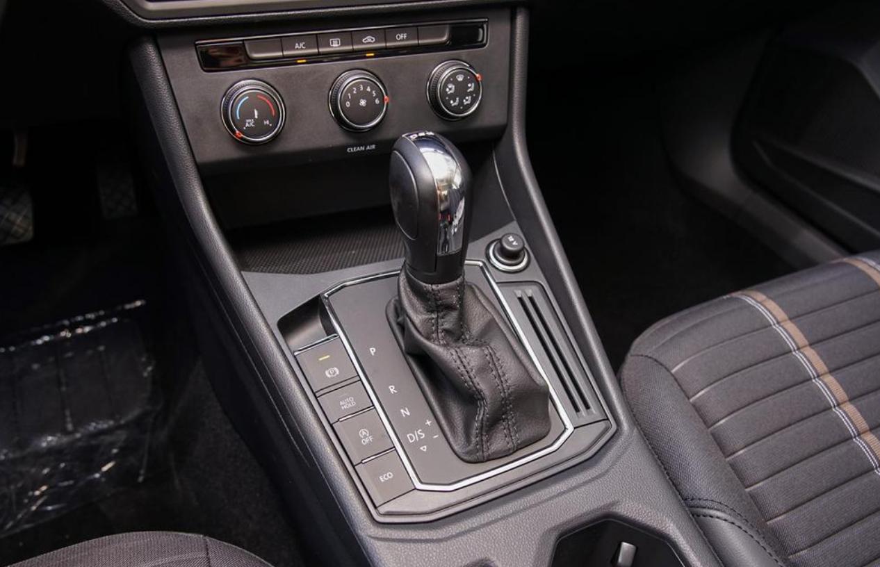 22款大众朗逸1.4t280tsidsg舒适版,大众朗逸plus1.4t舒适版280落地价