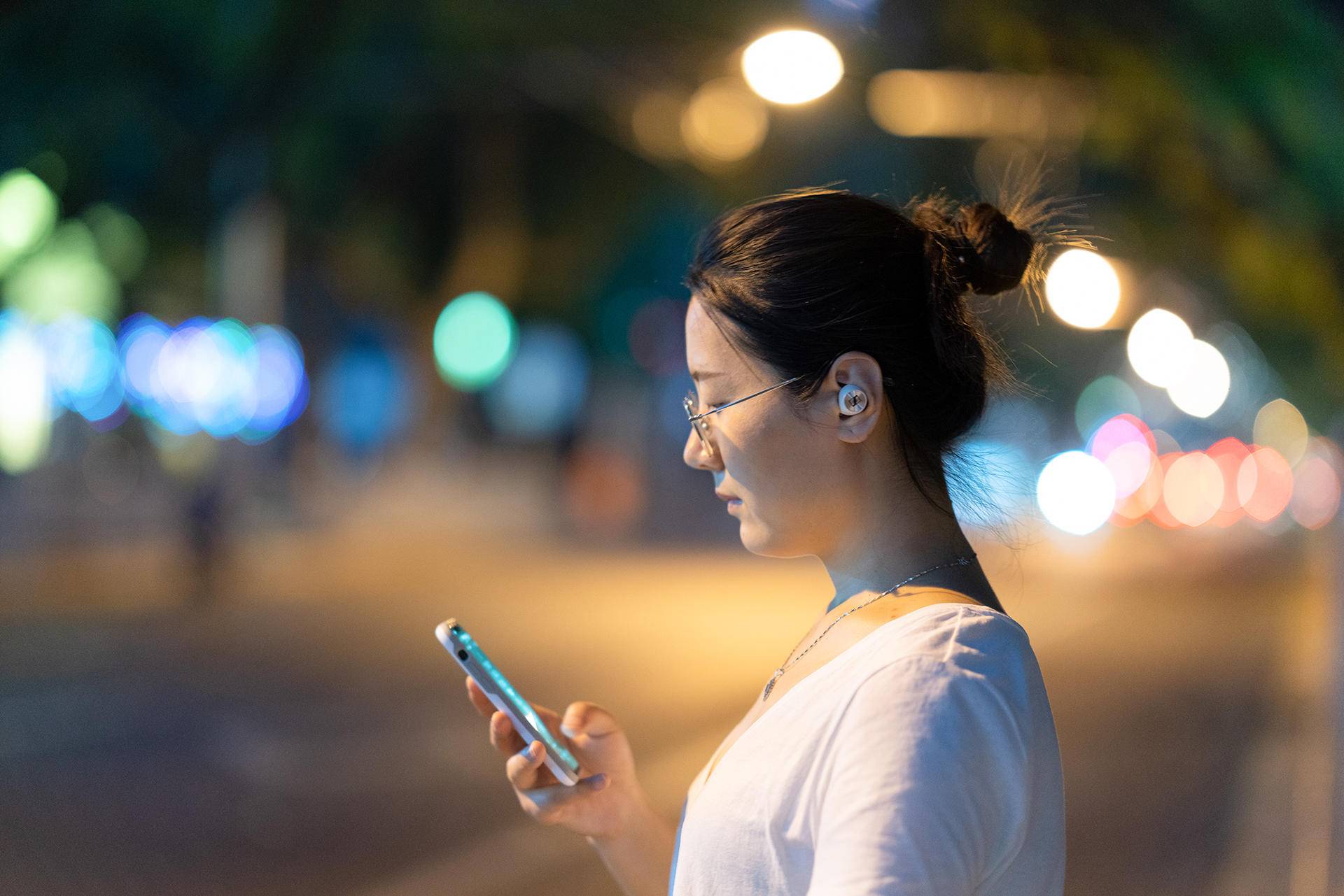 妫捣濉炲皵momentum2瀵规瘮airpodspro,airpodspro鍜屾．娴峰灏攖ruewireless