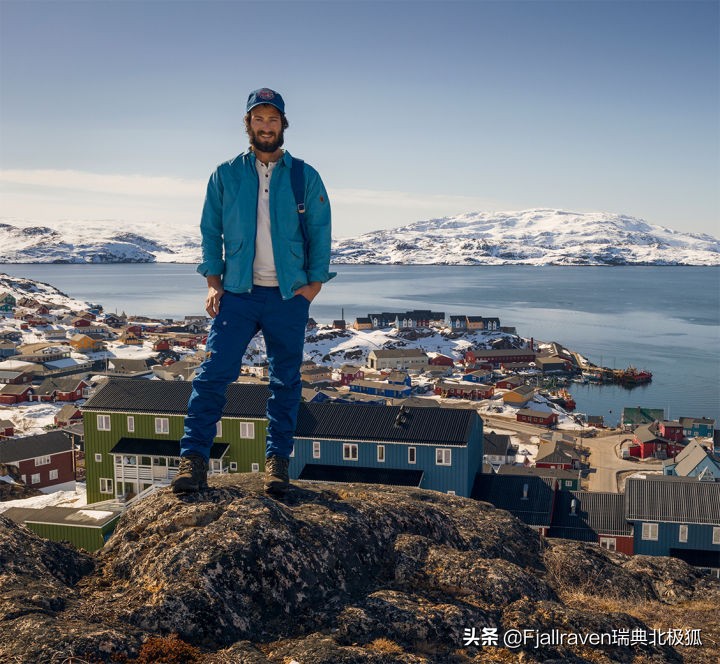 冲锋衣哪个比较适合年轻人穿,哪款冲锋衣比较好穿