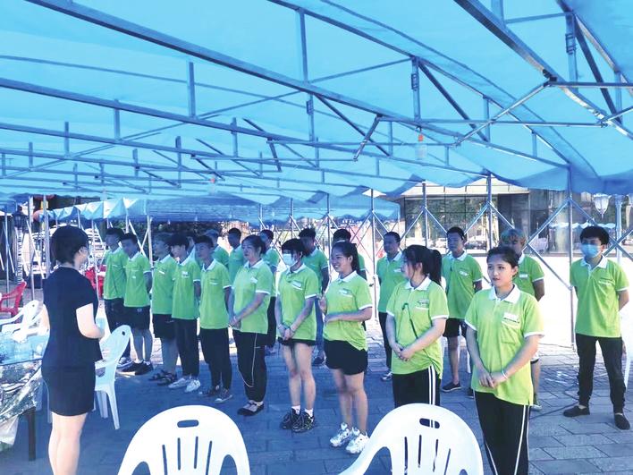 职业体验过程描述服务员,职业体验做服务员