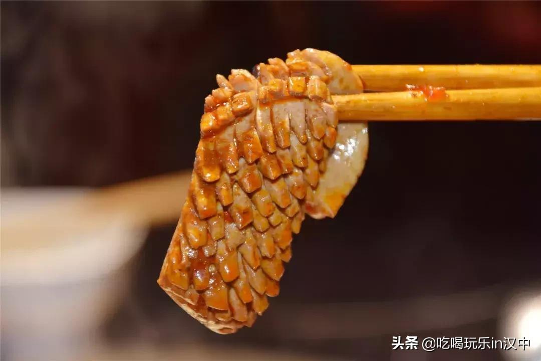 汉中特色鱼火锅,陕西汉中好吃的重庆老火锅店