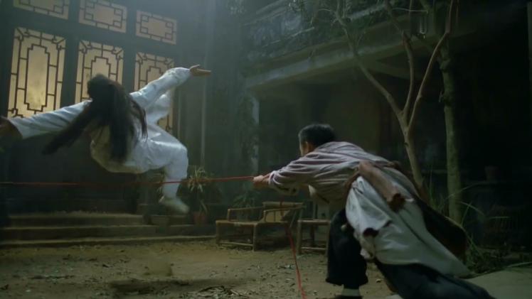 1989年，洪金宝学林正英，拍了部经典，却成洪家班最后的灵幻高峰