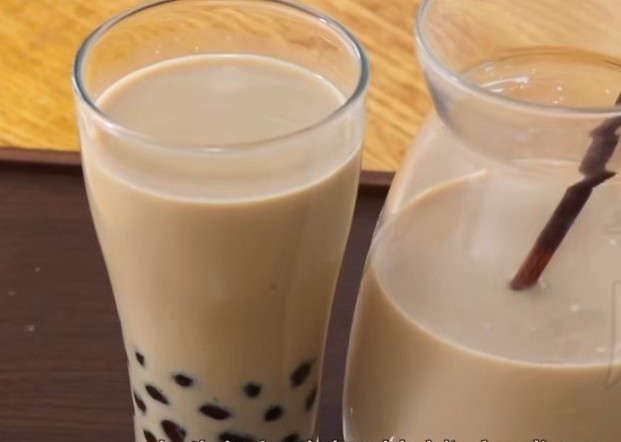 如何做珍珠奶茶简单又好喝,超简单的珍珠奶茶做法干净又卫生