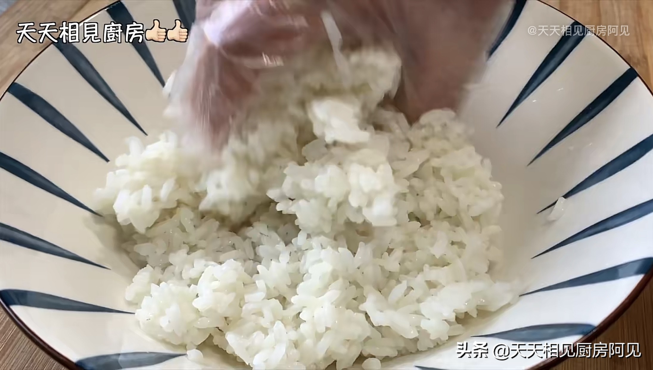 蛋炒饭做法是先炒蛋还是先炒饭,告诉你蛋炒饭的正确做法