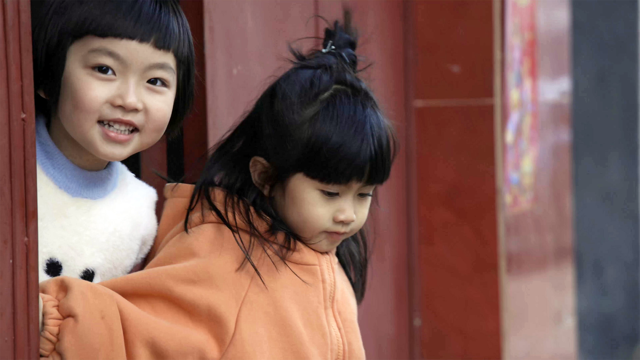 r5佳能24-70f2.8套机,佳能r5无反之战评测