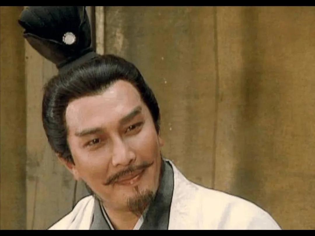 刘备三顾茅庐请诸葛亮出山下句,诸葛亮为什么要刘备三顾茅庐出山