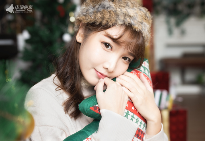 慵懒风写真小姐姐,圣诞小姐姐写真视频