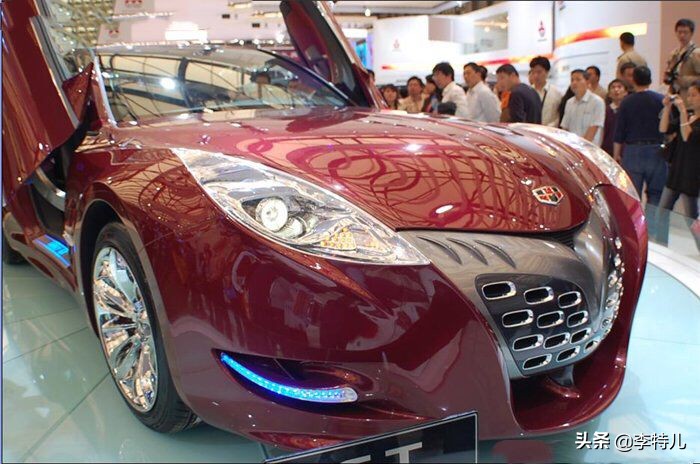 街头偶遇顶级跑车,国内街头罕见的超跑