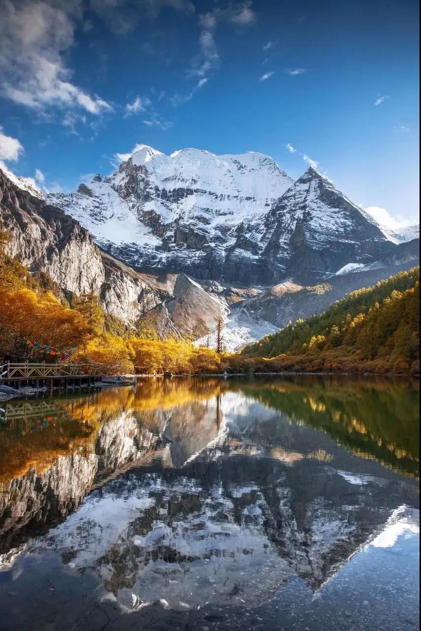 国庆旅游稻城亚丁自驾游最佳路线,国庆川西稻城亚丁风景区一日游