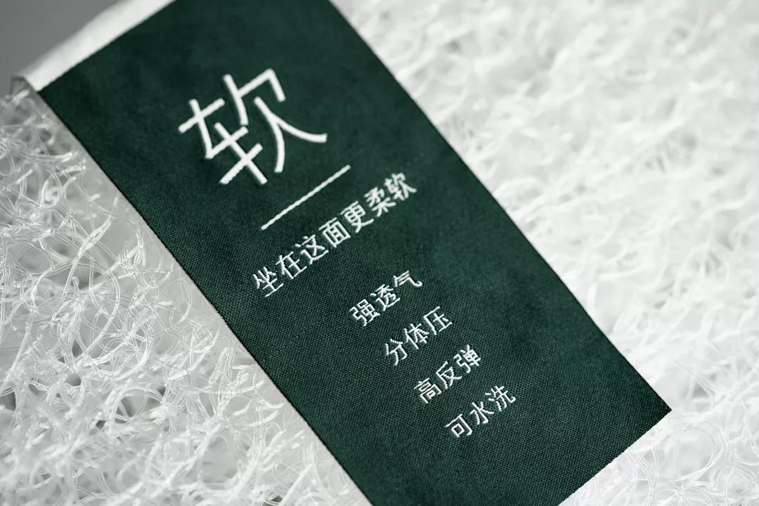 夏天屁股出疹子？试试“变态坐垫”，女同事夸赞：简直大姨妈神器