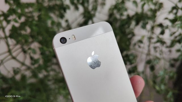 5分钟回顾iphone,iphone5经典怀旧版