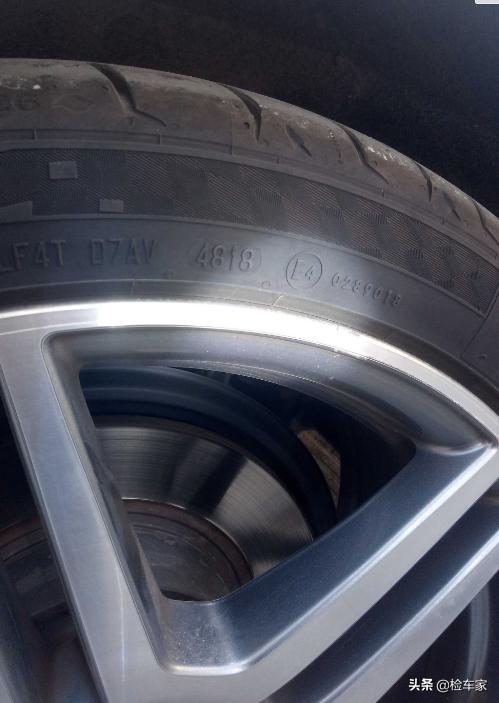 32万二手奔驰e300,30万买辆二手17年奔驰e200l