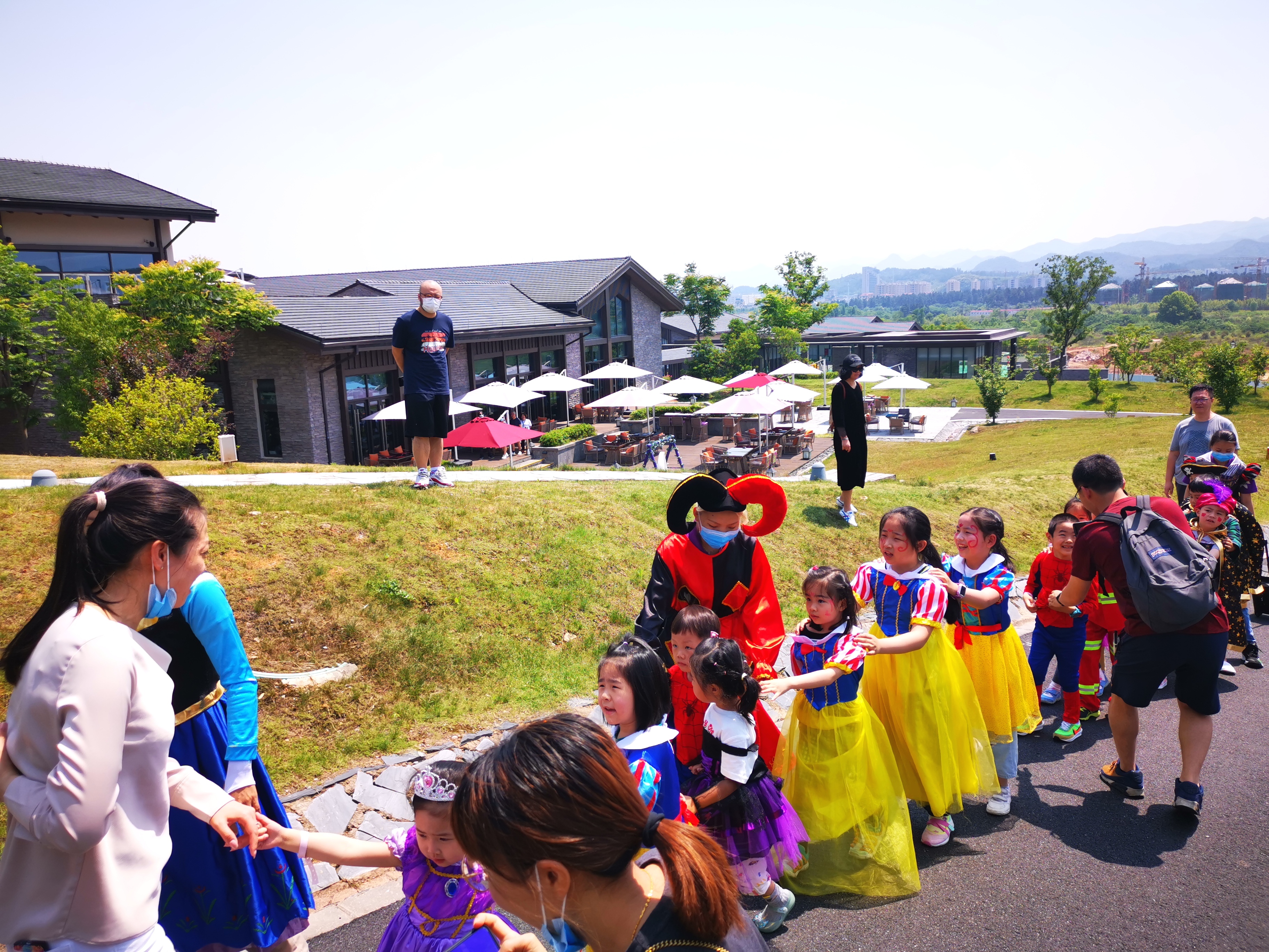 带娃体验生活好去处,带娃去最好的亲子酒店