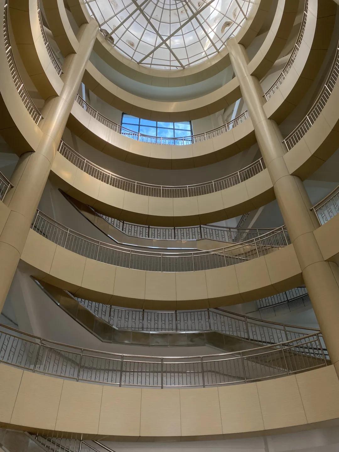 武汉外语外事学院新生,2022年武汉外语外事新生报到