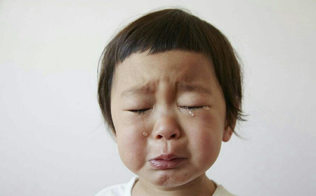 孩子特别爱发脾气爱哭磨蹭怎么办,爱哭的孩子怎么高情商引导